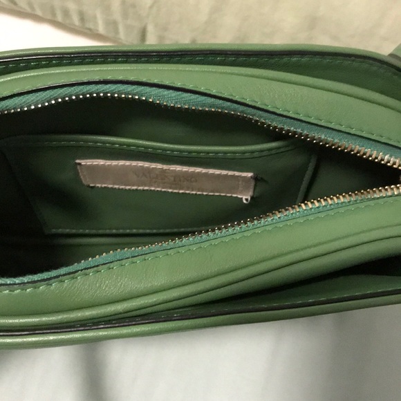 VALENTINO CROSS BODY / OVER THE SHOULDER HANDBAG - Picture 6 of 8